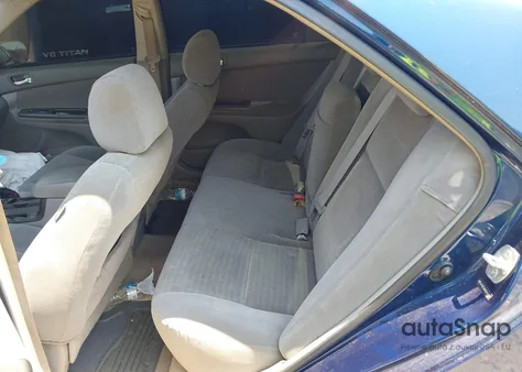 2006 Toyota Camry Le/Xle/Se from USA, damaged, VIN 4T1BE30KX6U141037